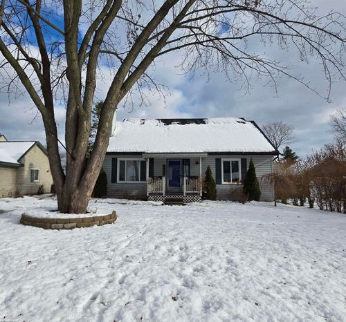 2837 Corinthia Dr, Rochester Hills, MI, 48309-4330 | Card Image