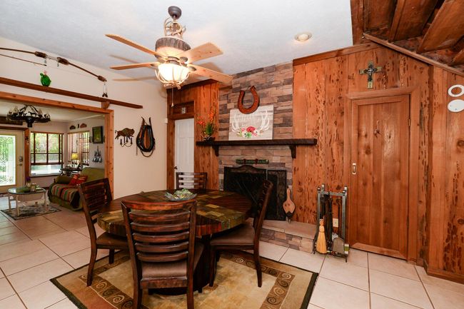 576 Sw Rustic Cir, House other with 3 bedrooms, 2 bathrooms and null parking in Stuart FL | Image 16