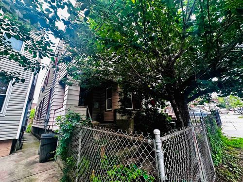 34 Cliff St, Jersey City, NJ, 07306-3487 | Card Image