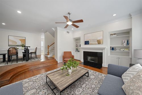 5103 Eigel St, Houston, TX, 77007-3329 | Card Image