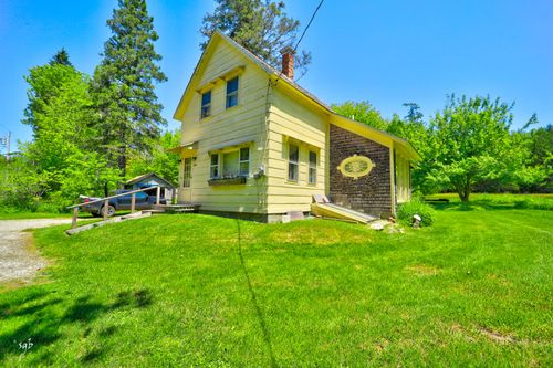655 Hinckley Ridge Rd, Blue Hill, ME, 04614-5701 | Card Image