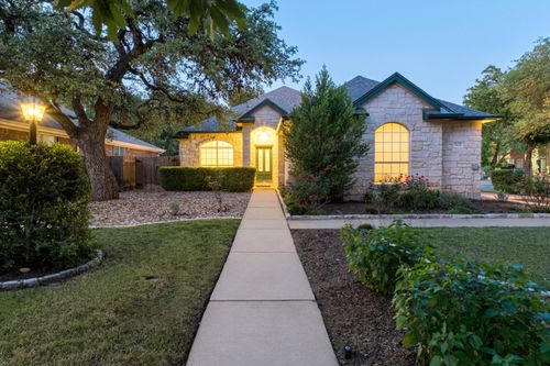 3624 Malone Dr, Austin, TX, 78749-6969 | Card Image