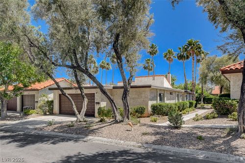 2457 El Paseo Cir, Las Vegas, NV, 89121-4009 | Card Image