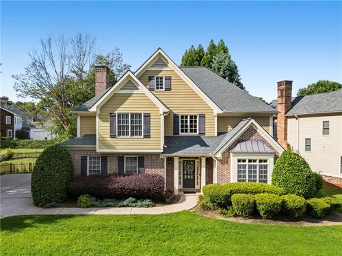 4095 Hill House Rd Sw, Smyrna, GA, 30082-3543 | Card Image