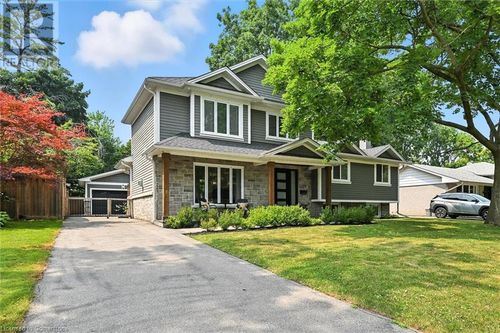 5221 Meadowhill Rd, Burlington, ON, L7L3K9 | Card Image