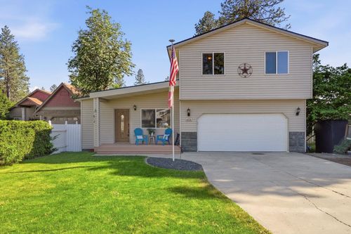 4028 E 28th Ave, Spokane, WA, 99223-5717 | Card Image