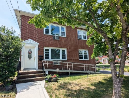 52 Mechanic St, Millburn, NJ, 07041-1106 | Card Image