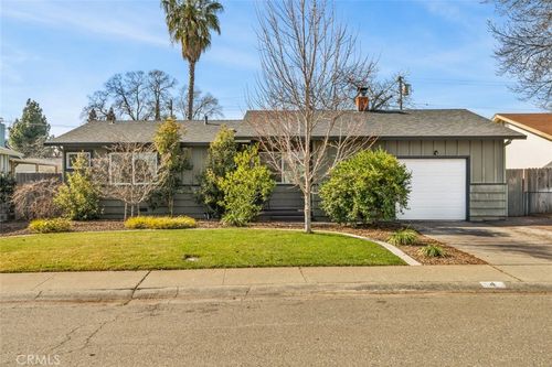 4 Lakewood Way, Chico, CA, 95926-1520 | Card Image