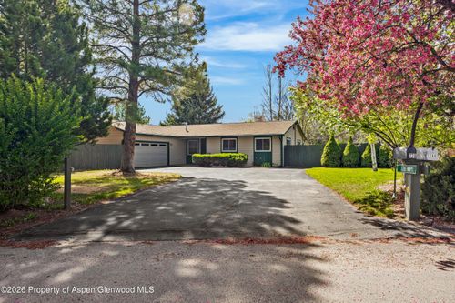 128 Hopi, Carbondale, CO, 81623-8723 | Card Image