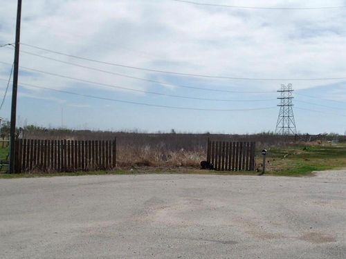 1080 S Paloma Dr, Rosharon, TX, 77583-8173 | Card Image