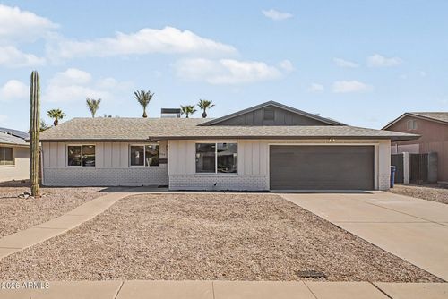 1949 E Fremont Dr, Tempe, AZ, 85282-7329 | Card Image