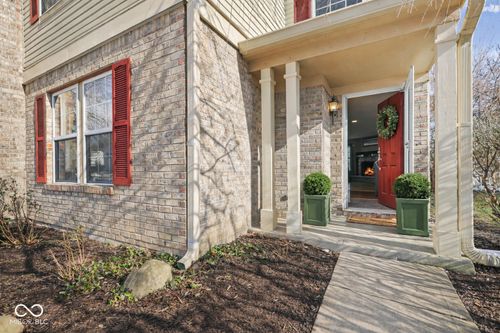 14886 Redcliff Dr, Noblesville, IN, 46062-7104 | Card Image