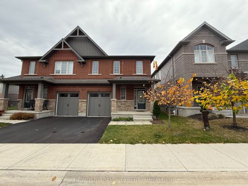 11 Gleason Cres, Kitchener, ON, N2M0B7 | Card Image