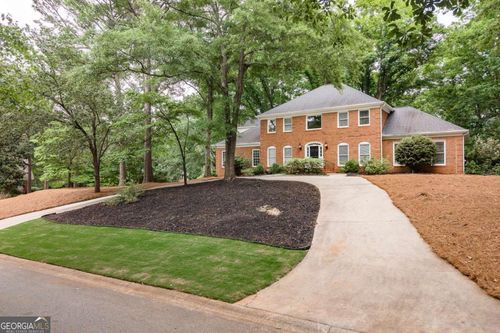 250 Benjamin Dr, Athens, GA, 30606-3255 | Card Image