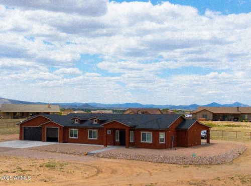 8558 N Grass Valley Ln, Prescott Valley, AZ, 86315-9312 | Card Image