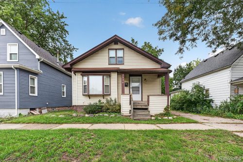 2524 4th St, Trenton, MI, 48183-2742 | Card Image