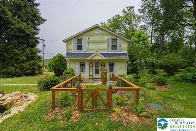 636 School Rd, House other with 2 bedrooms, 1 bathrooms and null parking in Nazareth PA | Image 36