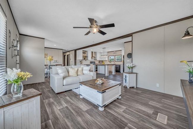 2747 Old Masonic Rd, House other with 3 bedrooms, 2 bathrooms and 2 parking in Brenham TX | Image 8