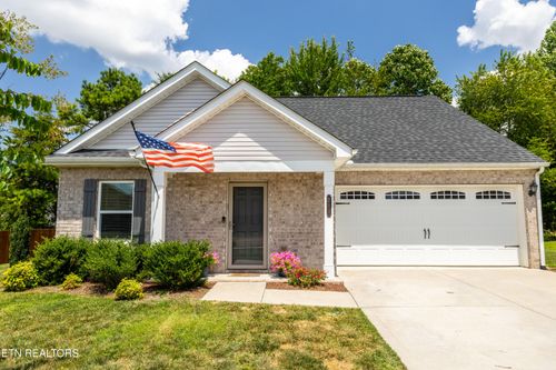 712 Sandpiper St, Maryville, TN, 37801-2960 | Card Image