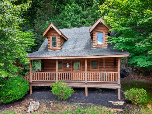 3225 Smoky Ridge Way, Sevierville, TN, 37862-7474 | Card Image