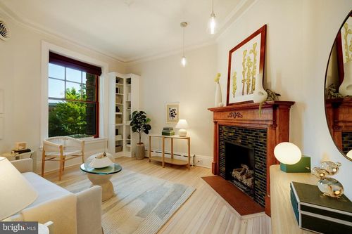 107-2853 Ontario Rd Nw, WASHINGTON, DC, 20009-2237 | Card Image