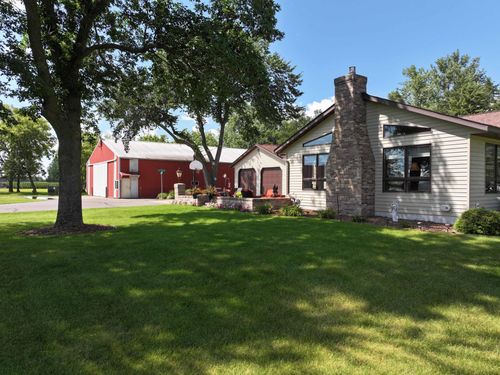 8010 Center St, Clear Lake, MN, 55319-4600 | Card Image