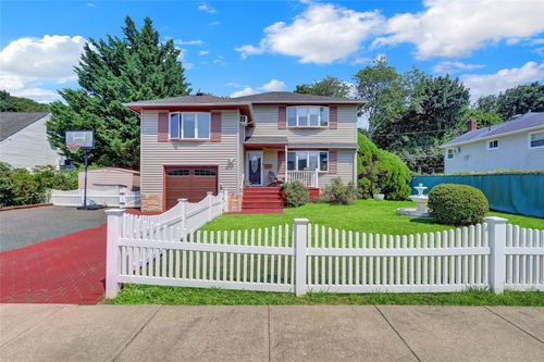 57 Elizabeth Dr, Bethpage, NY, 11714-6408 | Card Image