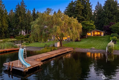 31089 E Lake Morton Dr Se, Kent, WA, 98042-9735 | Card Image