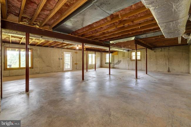360 Lazy River East Rd, House other with 4 bedrooms, 5 bathrooms and null parking in Luray VA | Image 72