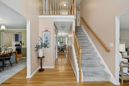 12 Butterfield Ln, Bedford, NH, 03110-5342 | Card Image