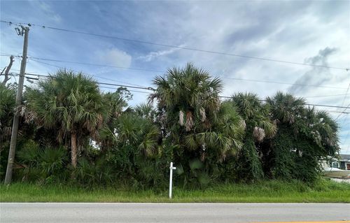 9041 Fruitland Ave, Englewood, FL, 34224-9618 | Card Image