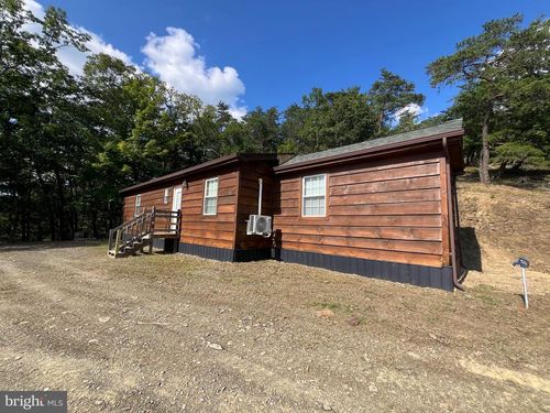 389 Hidden Hill Ln, Moorefield, WV, 26836 | Card Image