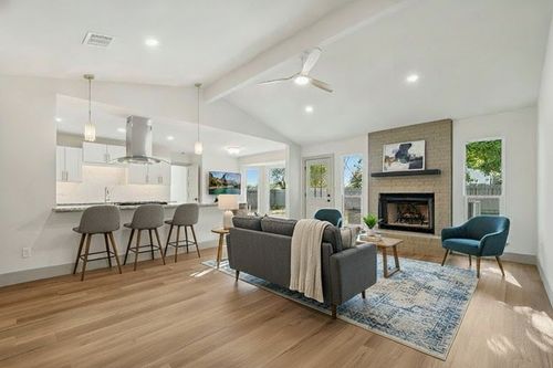 417 Oakridge Pass, Cedar Park, TX, 78613-3413 | Card Image