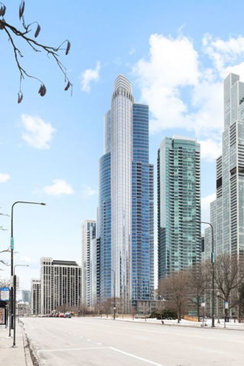 3603-1211 Prairie Ave, Chicago, IL, 60605-3658 | Card Image