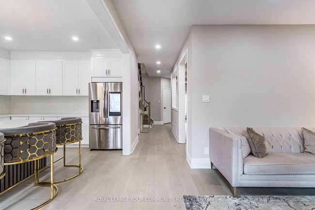 63 Regency View Hts, House other with 4 bedrooms, 4 bathrooms and 5 parking in Maple ON | Image 15
