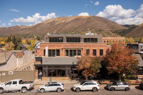 101-202-203-204-ll1-308 E Hopkins Ave, Aspen, CO, 81611-1906 | Card Image