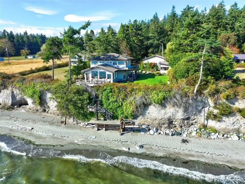 376 Schwartz Rd, Nordland, WA, 98358-9615 | Card Image