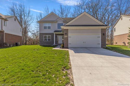 14004 Arlene Ln, Van Buren Twp, MI, 48111-4950 | Card Image