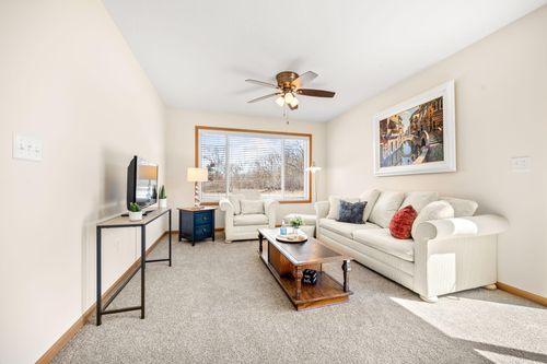 38251 Explorer Cir, North Branch, MN, 55056-6113 | Card Image