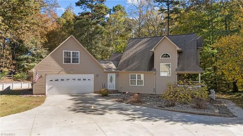 5172 Jordan Valley Rd, Trinity, NC, 27370-8863 | Card Image