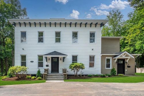 1-360 Western Hwy, Tappan, NY, 10983-1300 | Card Image