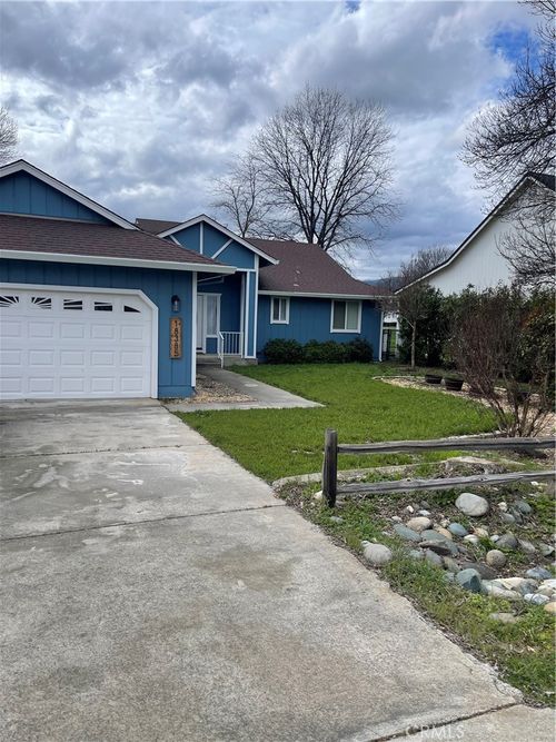 18385 Deer Hollow Rd, Hidden Valley Lake, CA, 95467-8006 | Card Image