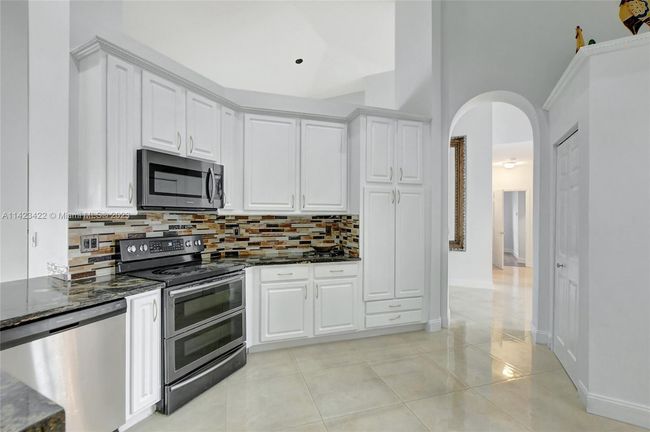 21698 Abington Ct, House other with 5 bedrooms, 3 bathrooms and null parking in Boca Raton FL | Image 17