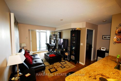 703-736 Spadina Ave, Toronto, ON, M5S2J6 | Card Image