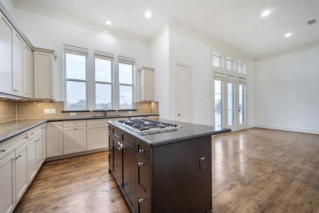 2202 Lakeshore Edge Dr, House other with 3 bedrooms, 5 bathrooms and 2 parking in Houston TX | Image 23