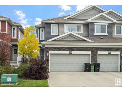 16714 14 Ave Sw, Home with 3 bedrooms, 3 bathrooms and null parking in Edmonton AB | Image 1