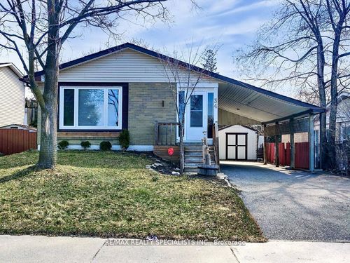 34 Madoc Dr, Brampton, ON, L6V1Z9 | Card Image