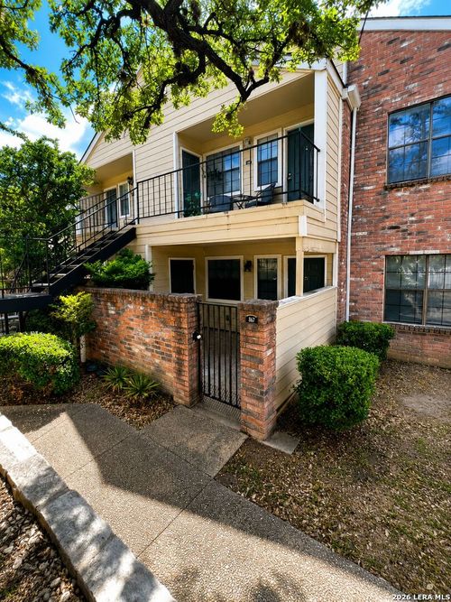 867-11610 Vance Jackson Rd, San Antonio, TX, 78230-1834 | Card Image
