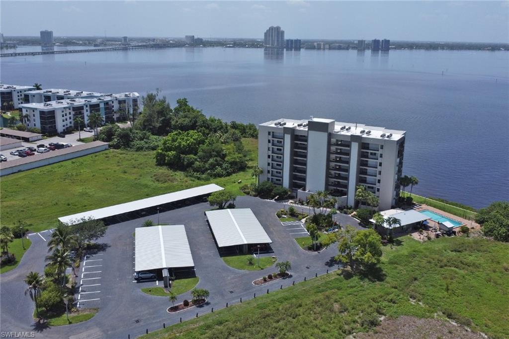 Residential in NORTH FORT MYERS 2