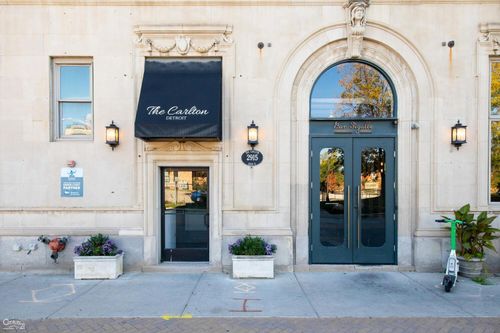 2915 John R St, Detroit, MI, 48201-2908 | Card Image